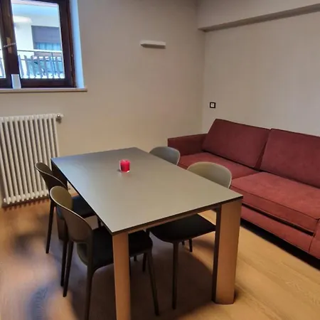 Apartament Valtour House